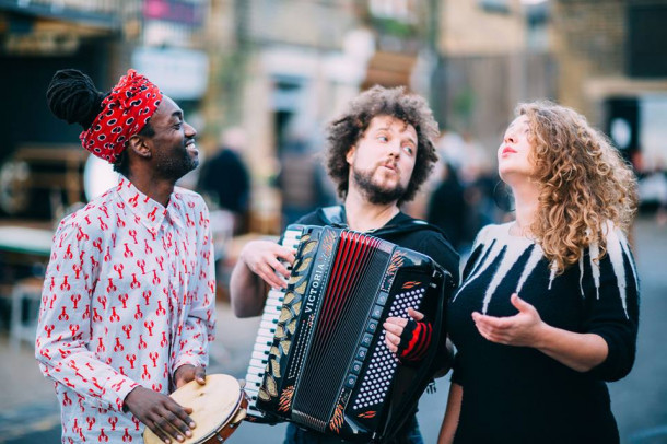 Emilia Mårtensson, Janez Dovč, Adriano Adewale (foto: Alex Bonney)